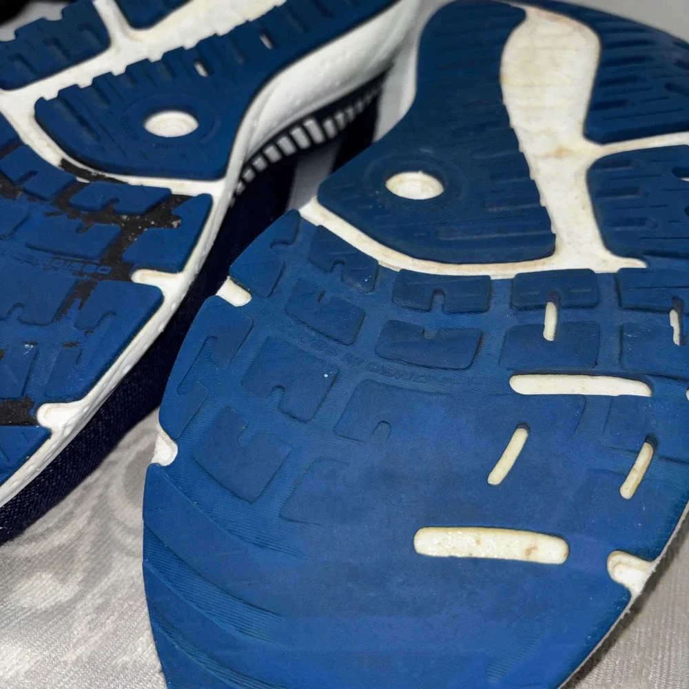 Brooks Beast GTS 24 Mens Running Shoes Navy Blue White Stability Sneakers Size15